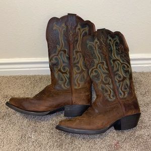 Justin’s genuine leather work boots